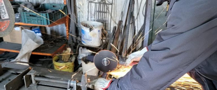 imagine Curs LACATUS MECANIC DE INTRETINERE SI REPARATII UNIVERSALE